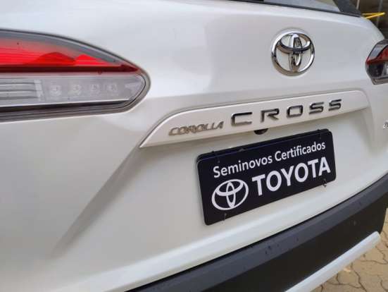 TOYOTA-COROLLA CROSS-2021
