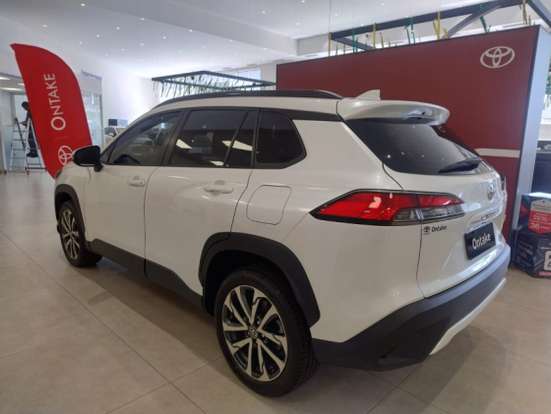 TOYOTA-COROLLA CROSS-2023