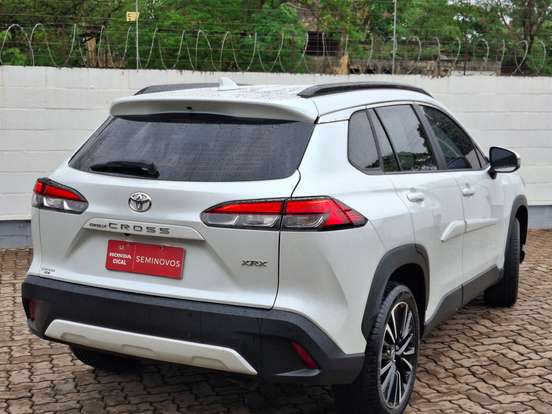 TOYOTA-COROLLA CROSS-2025