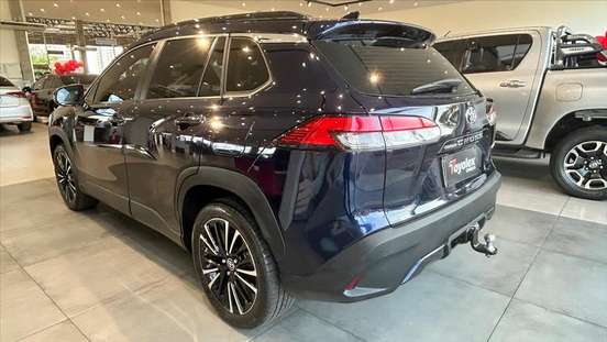 TOYOTA-COROLLA CROSS-2024