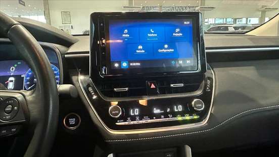TOYOTA-COROLLA CROSS-2024