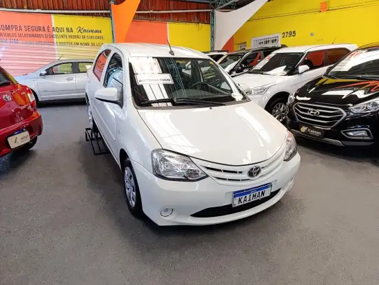 TOYOTA-ETIOS-1.3 X 16V FLEX 4P AUTOMÁTICO TOYOTA-ETIOS-2016