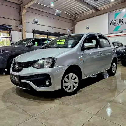 TOYOTA-ETIOS-2019