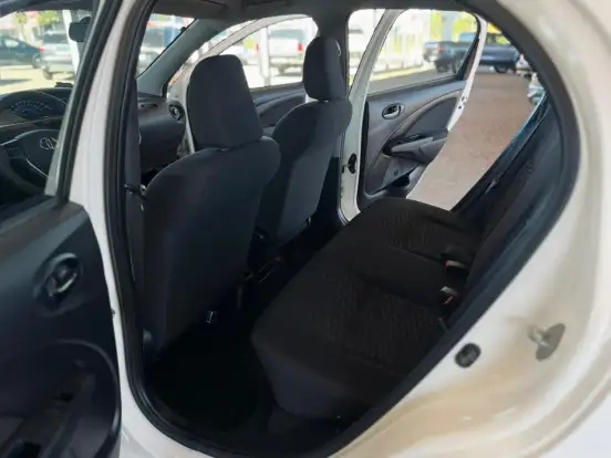 TOYOTA-ETIOS-1.3 X 16V FLEX 4P MANUAL TOYOTA-ETIOS-2016