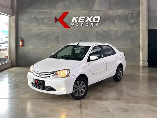 TOYOTA-ETIOS-2016