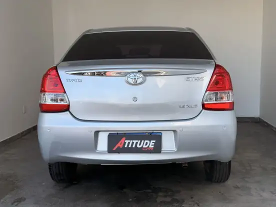 TOYOTA-ETIOS-1.5 XLS SEDAN 16V FLEX 4P AUTOMÁTICO TOYOTA-ETIOS-2016