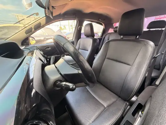TOYOTA-ETIOS-1.5 XLS SEDAN 16V FLEX 4P AUTOMÁTICO TOYOTA-ETIOS-2016