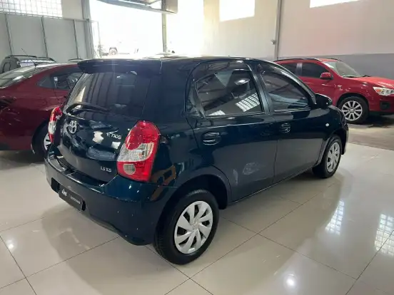 TOYOTA-ETIOS-1.5 XS 16V FLEX 4P AUTOMÁTICO TOYOTA-ETIOS-2017