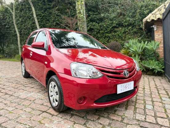 TOYOTA-ETIOS-2014