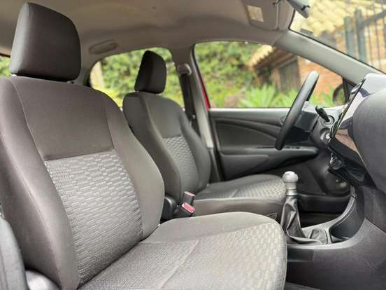 TOYOTA-ETIOS-1.3 X 16V FLEX 4P MANUAL TOYOTA-ETIOS-2014