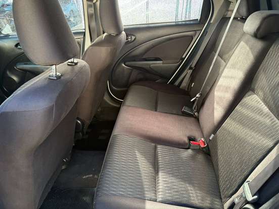 TOYOTA-ETIOS-2017