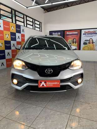 TOYOTA-ETIOS-2019