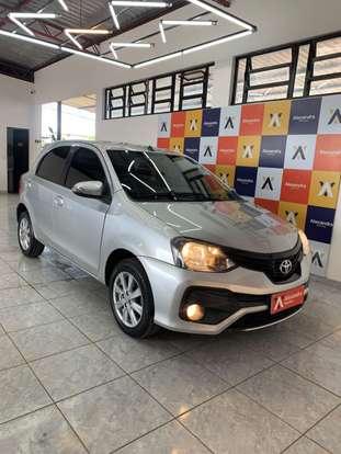 TOYOTA-ETIOS-2019