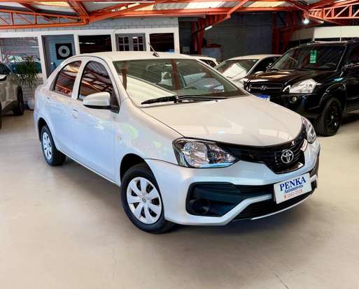 TOYOTA-ETIOS-2018
