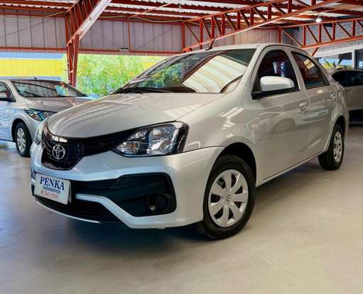 TOYOTA-ETIOS-2018