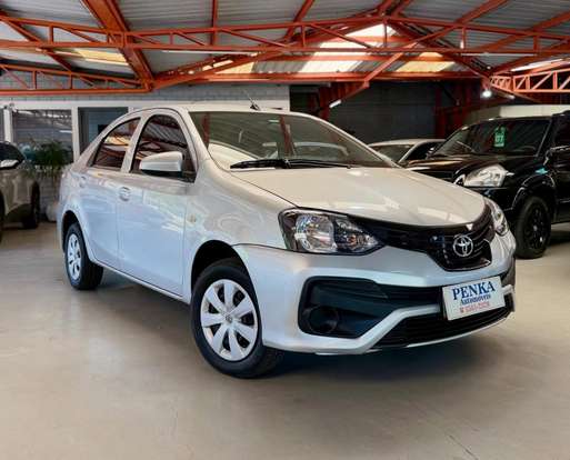 TOYOTA-ETIOS-2018