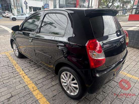 TOYOTA-ETIOS-1.5 XLS 16V FLEX 4P MANUAL TOYOTA-ETIOS-2015