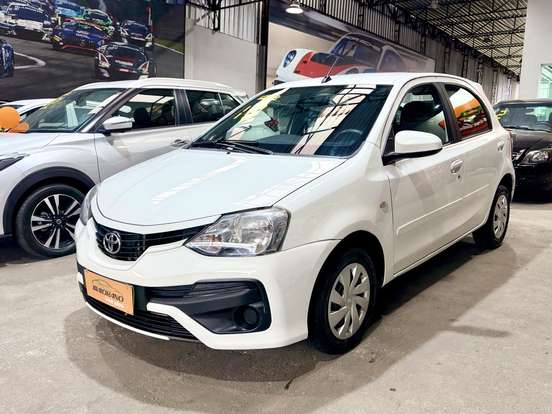 TOYOTA-ETIOS-1.5 XS 16V FLEX 4P AUTOMÁTICO TOYOTA-ETIOS-2017