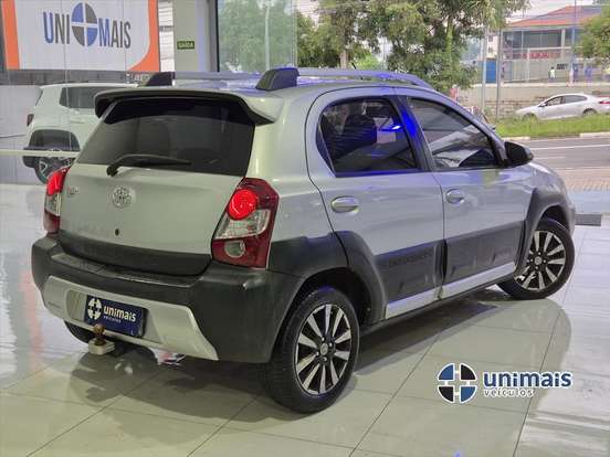 TOYOTA-ETIOS CROSS-1.5 16V FLEX 4P AUTOMÁTICO TOYOTA-ETIOS CROSS-2018