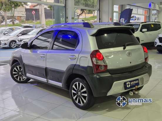 TOYOTA-ETIOS CROSS-1.5 16V FLEX 4P AUTOMÁTICO TOYOTA-ETIOS CROSS-2018