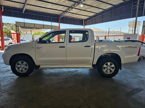TOYOTA-HILUX-2007