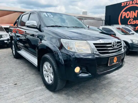 TOYOTA-HILUX-2.7 SRV 4X2 CD 16V FLEX 4P AUTOMÁTICO TOYOTA-HILUX-2014