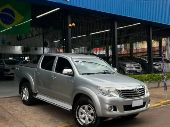 TOYOTA-HILUX-2.7 SRV 4X4 CD 16V FLEX 4P AUTOMÁTICO TOYOTA-HILUX-2015