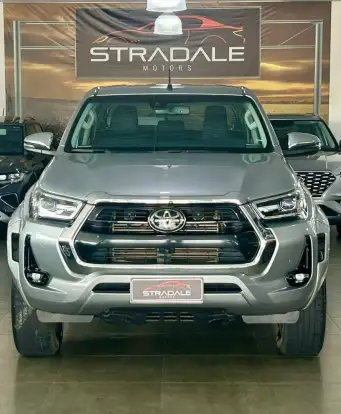 TOYOTA-HILUX-2024