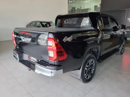 TOYOTA-HILUX-2.8 D-4D TURBO DIESEL CD SRX LIMITED 4X4 AUTOMÁTICO TOYOTA-HILUX-2022