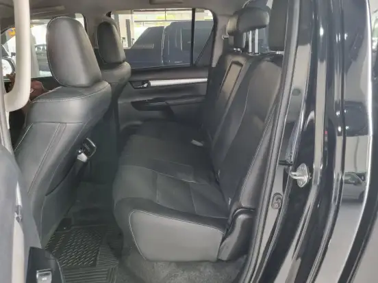TOYOTA-HILUX-2022