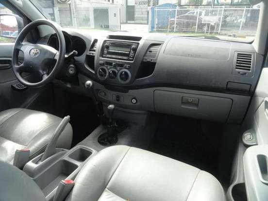 TOYOTA-HILUX-2.5 STD 4X4 CD 16V TURBO DIESEL 4P MANUAL TOYOTA-HILUX-2009