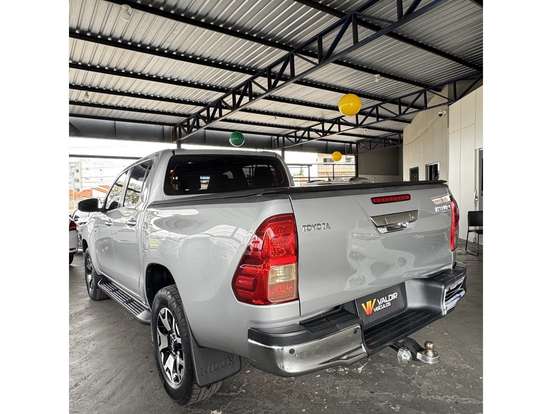 TOYOTA-HILUX-2.7 SR 4X2 CD 16V FLEX 4P MANUAL TOYOTA-HILUX-2017