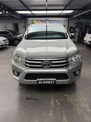 TOYOTA-HILUX-2.7 SRV 4X2 CD 16V FLEX 4P AUTOMÁTICO TOYOTA-HILUX-2017