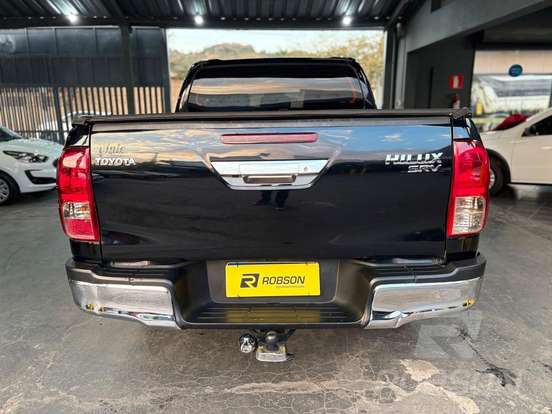 TOYOTA-HILUX-2.7 SRV 4X4 CD 16V FLEX 4P AUTOMÁTICO TOYOTA-HILUX-2017