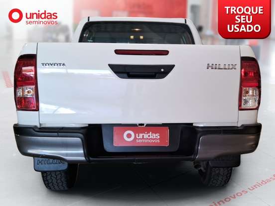 TOYOTA-HILUX-2024