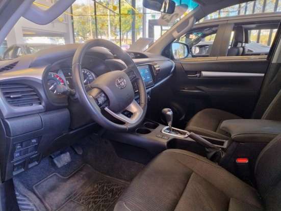 TOYOTA-HILUX-2024
