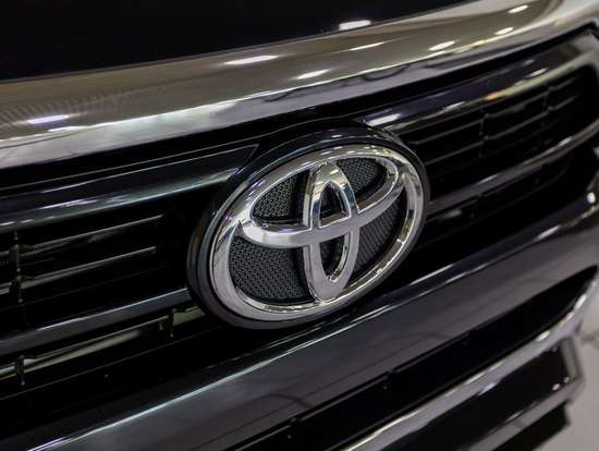 TOYOTA-HILUX-2024