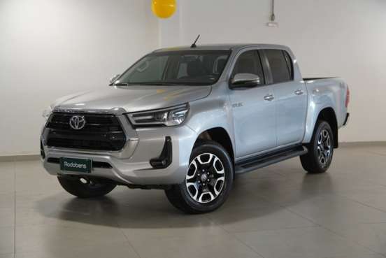 TOYOTA-HILUX-2024