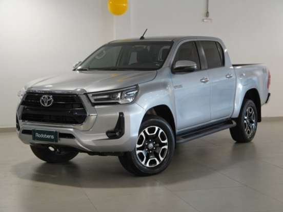 TOYOTA-HILUX-2.8 D-4D TURBO DIESEL CD SRV 4X4 AUTOMÁTICO TOYOTA-HILUX-2024