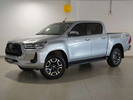 TOYOTA-HILUX-2.8 D-4D TURBO DIESEL CD SRV 4X4 AUTOMÁTICO TOYOTA-HILUX-2024