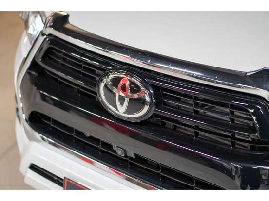 TOYOTA-HILUX-2026
