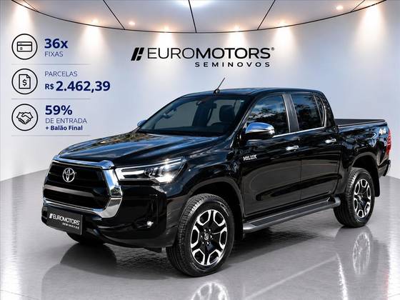 TOYOTA HILUX 2.8 D-4D TURBO DIESEL CD SRX 4X4 AUTOMÁTICO