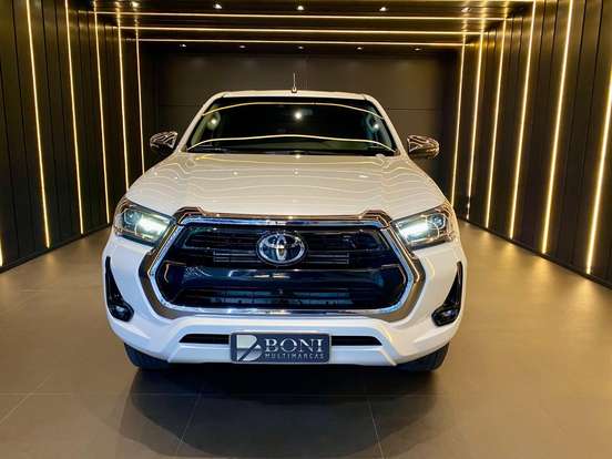 TOYOTA-HILUX-2025