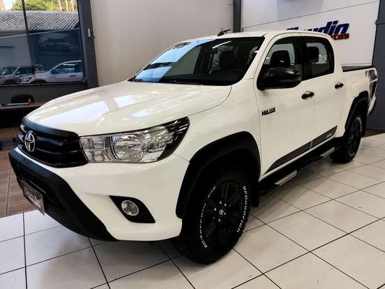 TOYOTA-HILUX-2.8 SR CHALLENGE 4X4 CD 16V DIESEL 4P AUTOMÁTICO TOYOTA-HILUX-2018