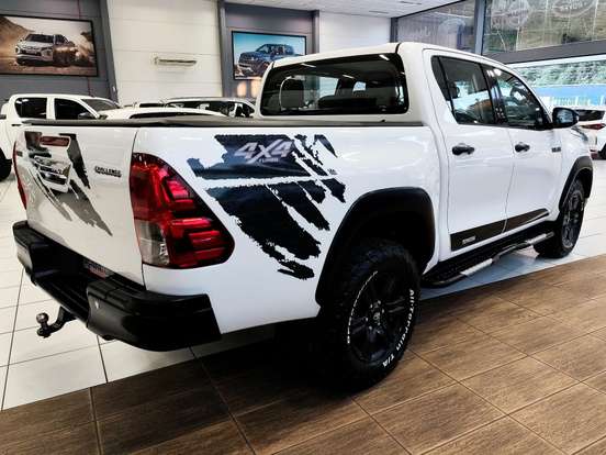 TOYOTA-HILUX-2.8 SR CHALLENGE 4X4 CD 16V DIESEL 4P AUTOMÁTICO TOYOTA-HILUX-2018