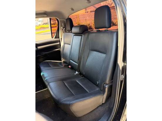 TOYOTA-HILUX-2.8 SRV 4X4 CD 16V DIESEL 4P AUTOMÁTICO TOYOTA-HILUX-2019