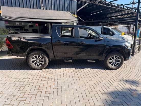 TOYOTA-HILUX-2.8 SRV 4X4 CD 16V DIESEL 4P AUTOMÁTICO TOYOTA-HILUX-2019