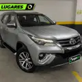 TOYOTA HILUX 2.8 SRX 4X4 CD 16V DIESEL 4P AUTOMÁTICO TOYOTA HILUX 2.8 SRX 4X4 CD 16V DIESEL 4P AUTOMÁTICO