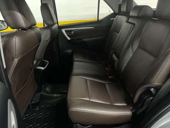 TOYOTA-HILUX-2.8 SRX 4X4 CD 16V DIESEL 4P AUTOMÁTICO TOYOTA-HILUX-2018