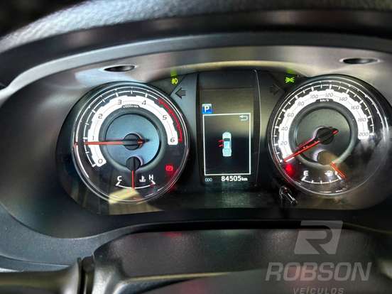 TOYOTA-HILUX-2020
